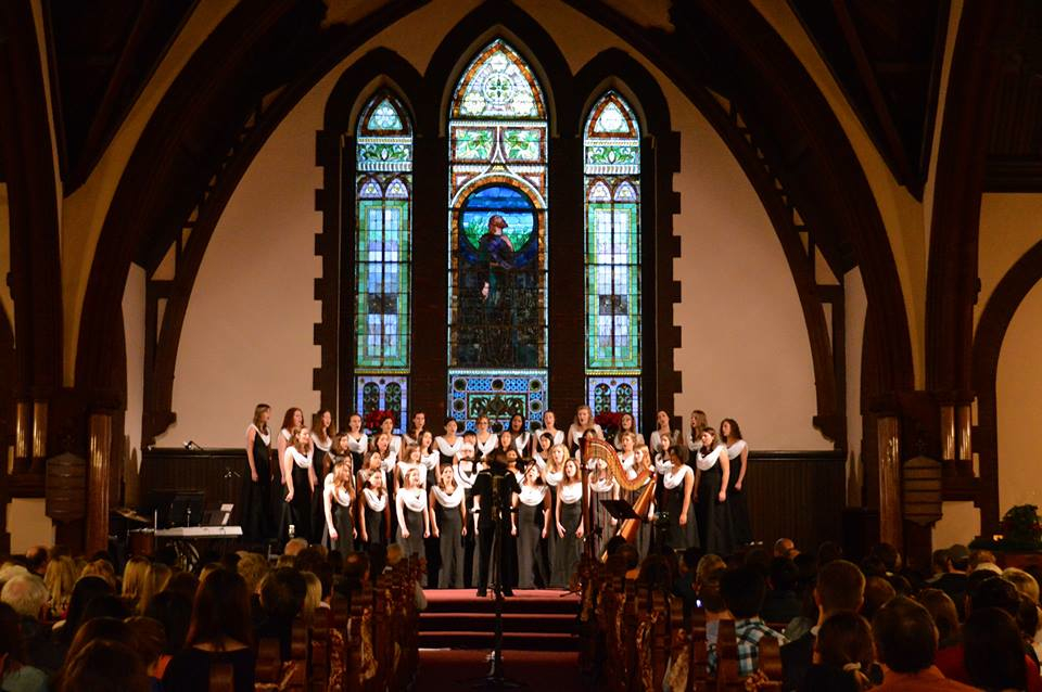 Virginia Women's Chorus in UVA Chapel
