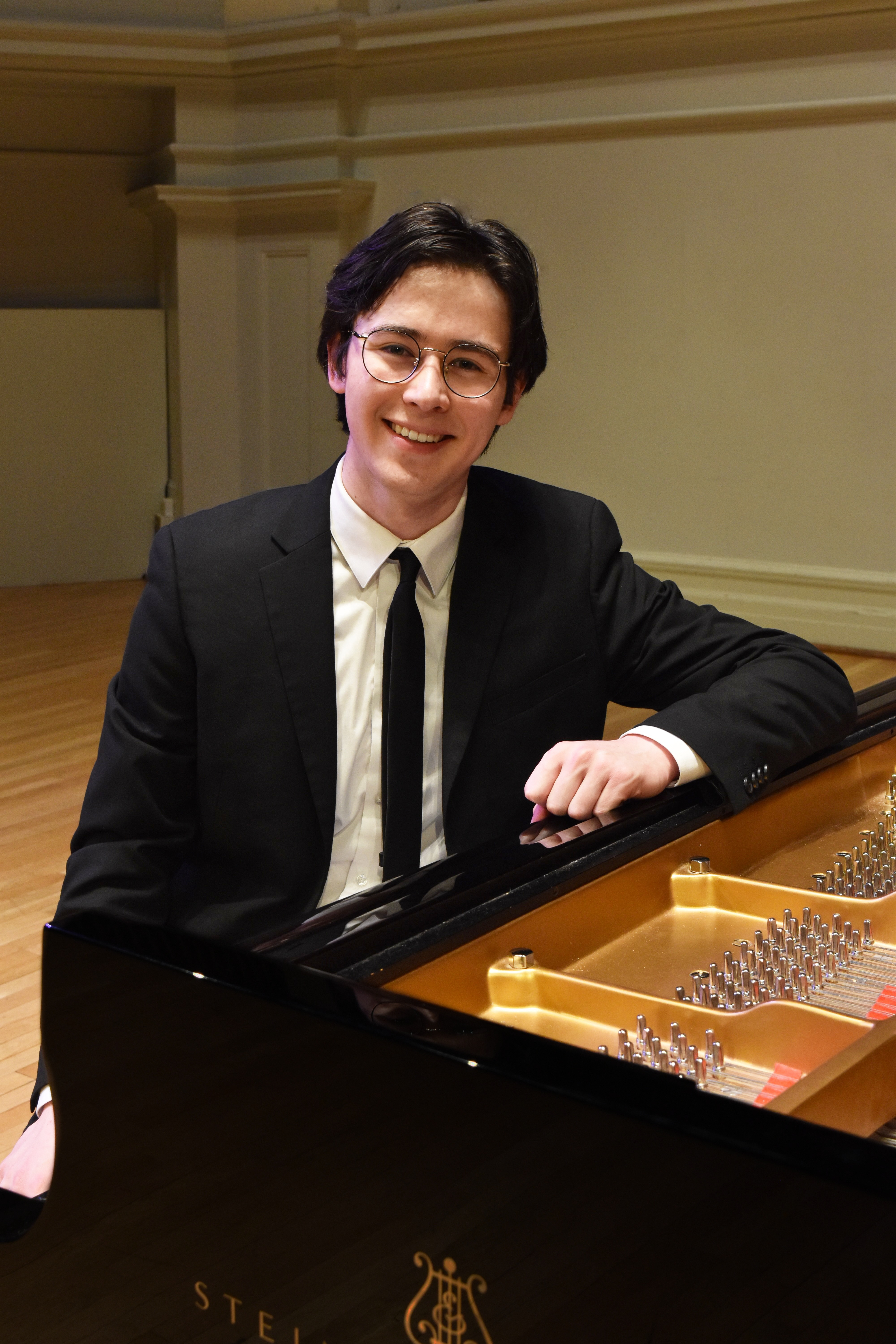 Alex Suh, Music Distinguished Major