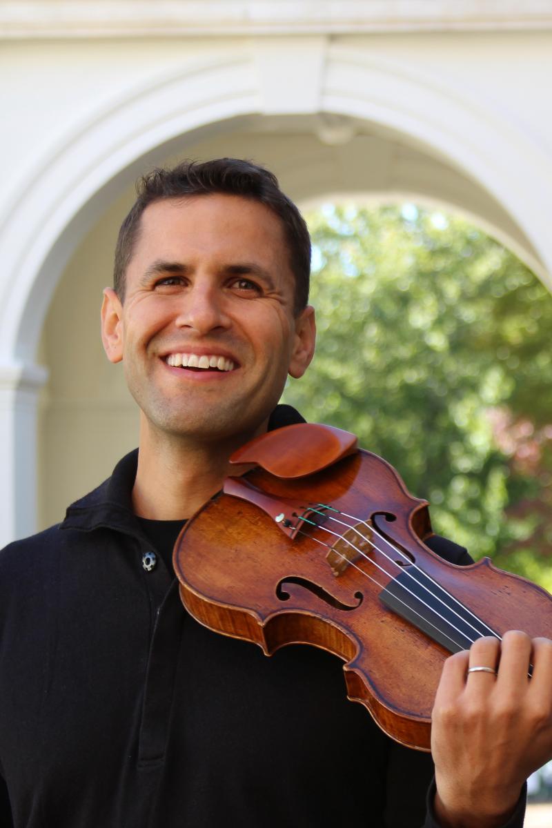 Daniel Sender, violin
