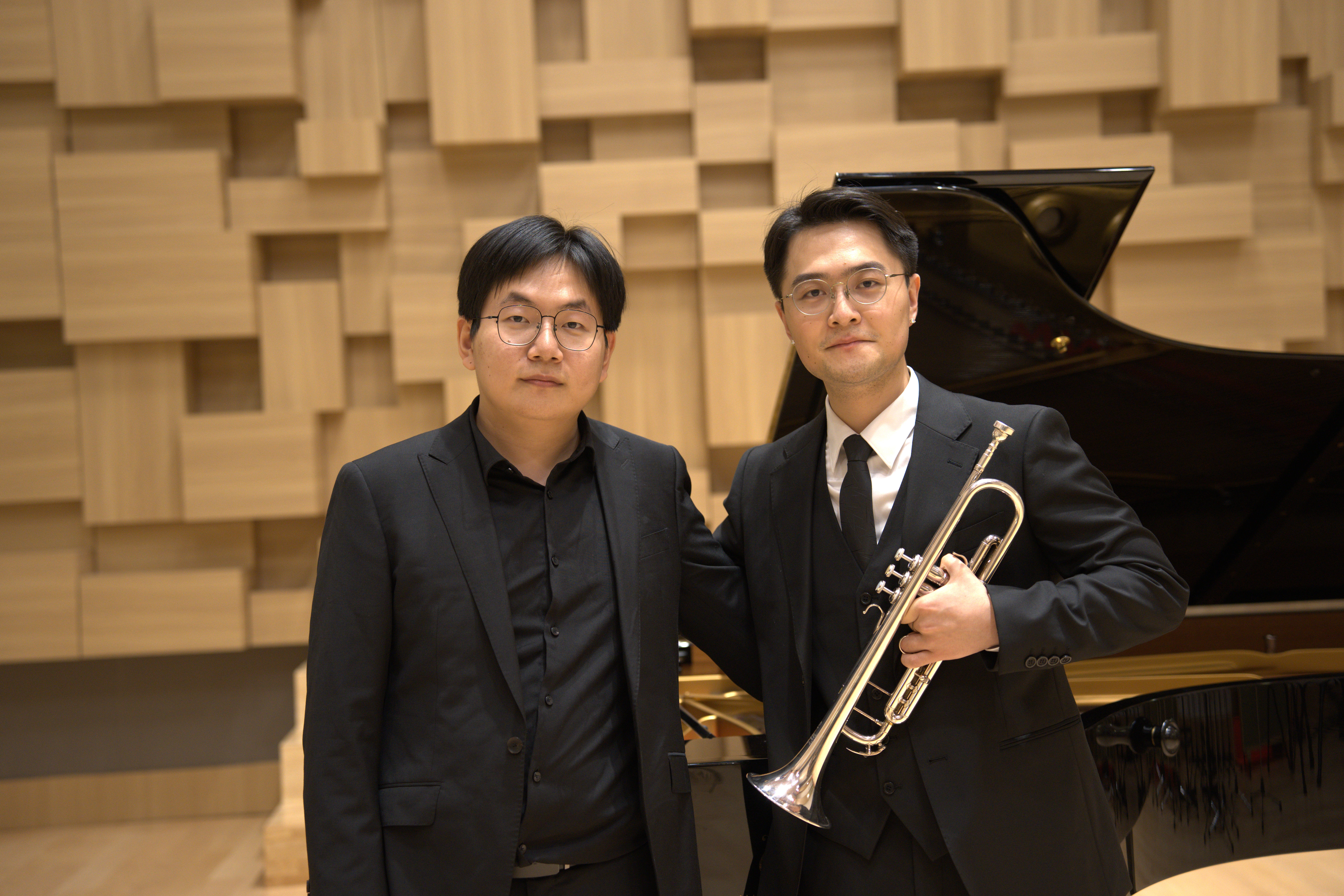 Chenguang "Edmond" Wang, trumpet and Jingbo Zong, piano